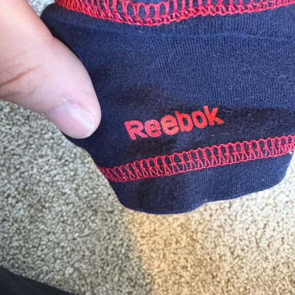 Reebok NHL Baby hockey onesie Montreal Canadien Size 0-3 months - Picture 8 of 9